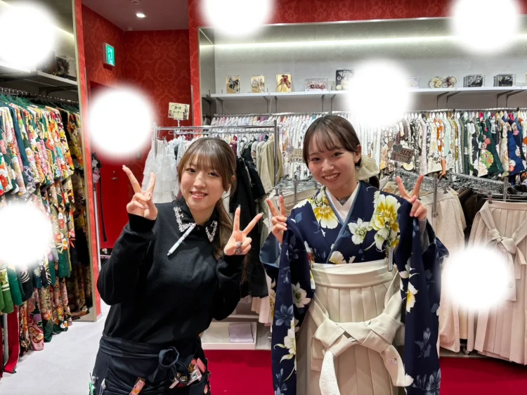 卒業式　袴レンタル　紺色袴　かわいい袴