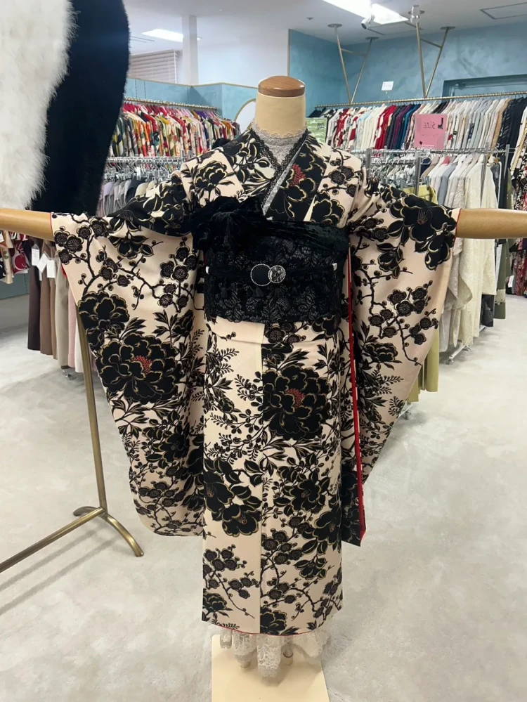 振袖レンタル　成人式　なんば　心斎橋　天王寺　大阪　人気くすみカラー可愛いレトロTAKAZEN心斎橋店