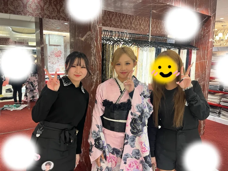 振袖レンタル　東京　表参道　かわいい　おしゃれ　ピンク　薔薇　被りたくない