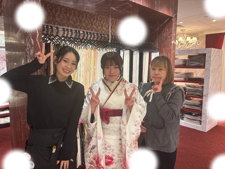 振袖レンタル　東京　表参道　かわいい　おしゃれ　ピンク　かわいい　被りたくない