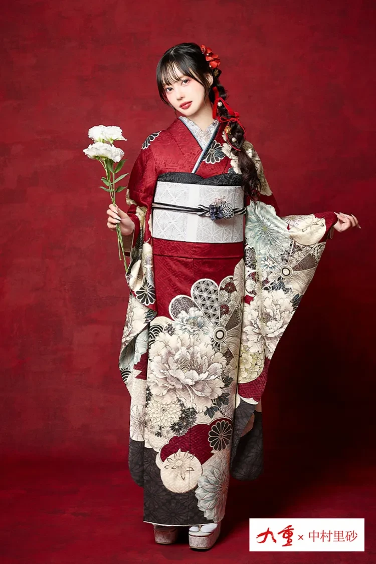 TAKAZENのレンタル振袖 九重×中村里砂ブランド振袖　古典柄　赤　大柄　華やか　目立つ　きれいめ和柄【通販可】K1292