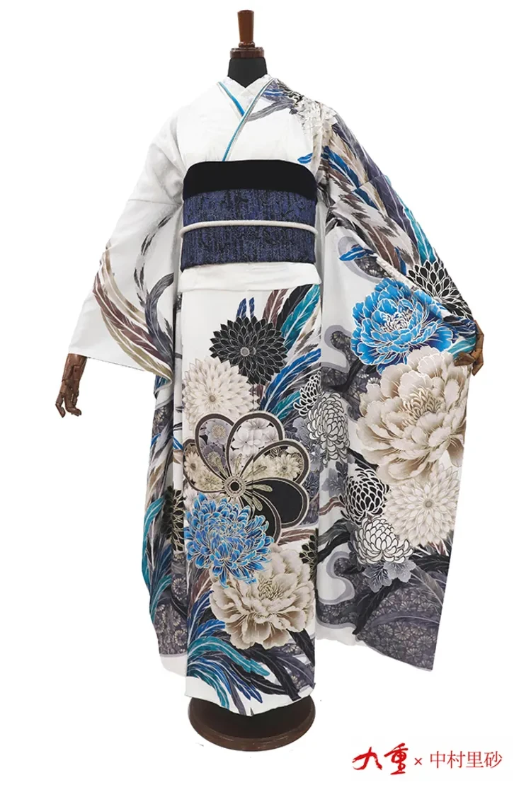 九重×中村里砂ブランド振袖 白青 菊柄 大柄 かっこいい 豪華 大人っ