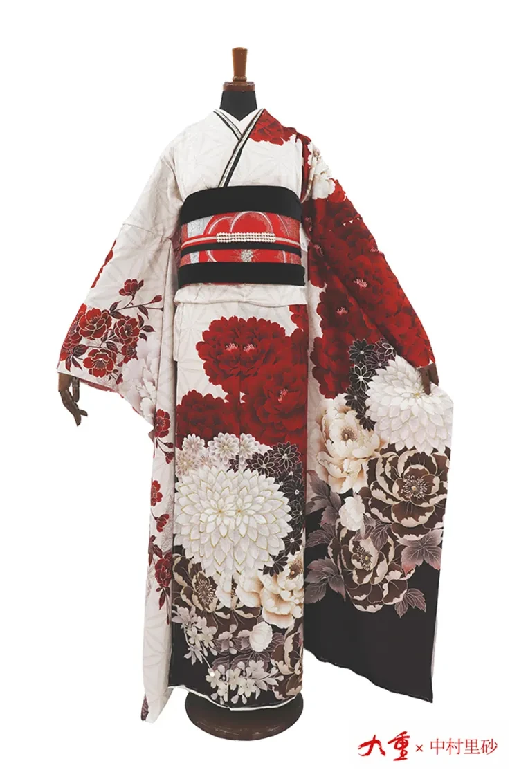 九重×中村里砂ブランド振袖 白赤 菊柄 大柄 人気 きれいめ 華やか 大人