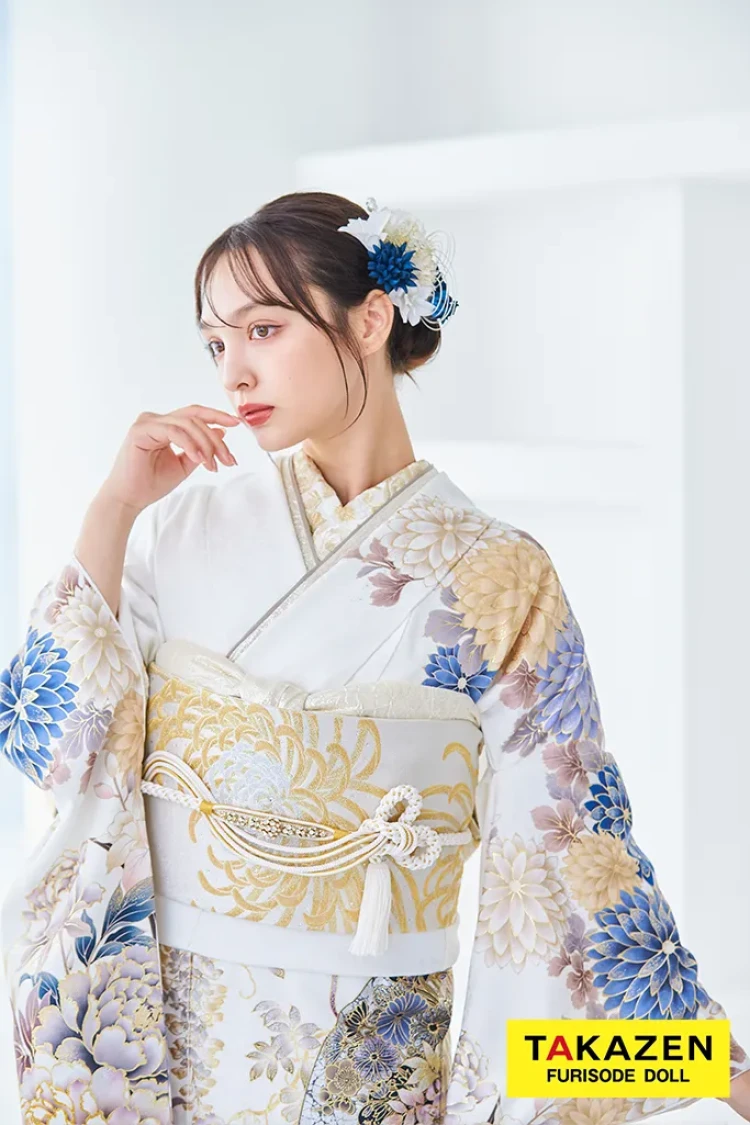 TAKAZENのレンタル振袖 正統派古典　白/青　假屋崎省吾デザイン　スワロフスキー付き　華やか　豪華　きれいめ【通販可】LB50