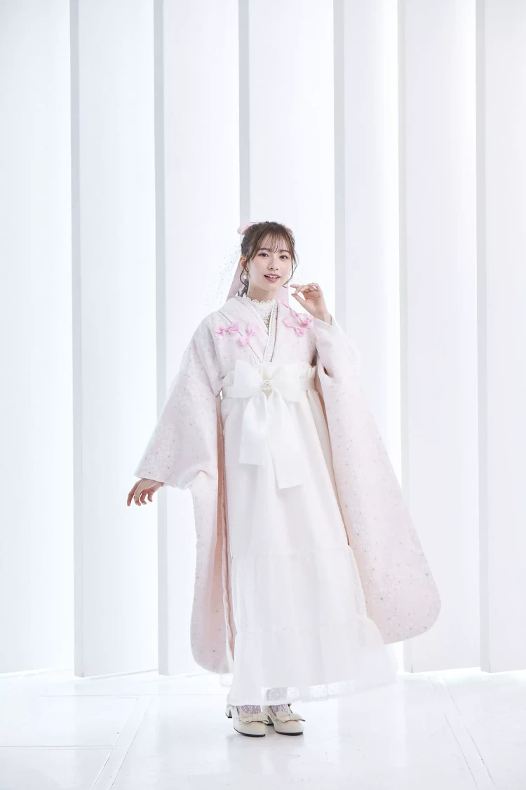 TAKAZEN　姫路　キュート＆ガーリー袴　水色　リボン付き　かわいい　オーガンジー　リボン付きドレス袴　レースインナーコーデ　香川るな　TAKAZEN姫路店　袴　レンタル　卒業式　LOOKBOOK