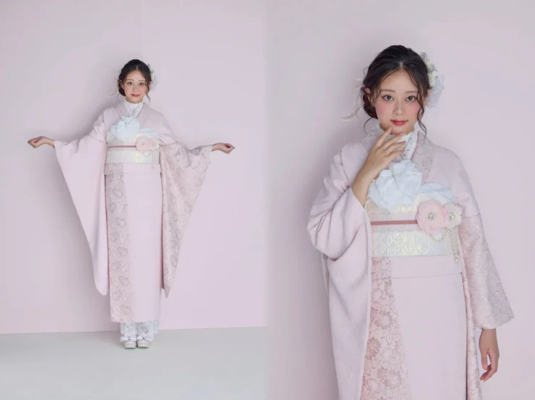 くすみカラーガーリー　ピンク/淡い色　無地　レース/ジャガード生地　かわいい振袖　フェミニン　量産型　レースインナーコーデ　佐藤不二子【通販可】26055