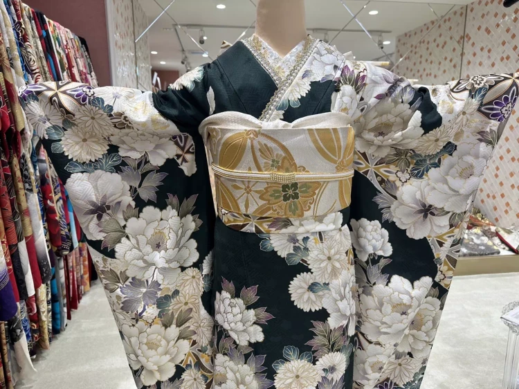 TAKAZEN姫路店　姫路市　成人式　卒業式　袴　振袖　イマドキ振袖　緑　古典柄振袖　イマドキ古典