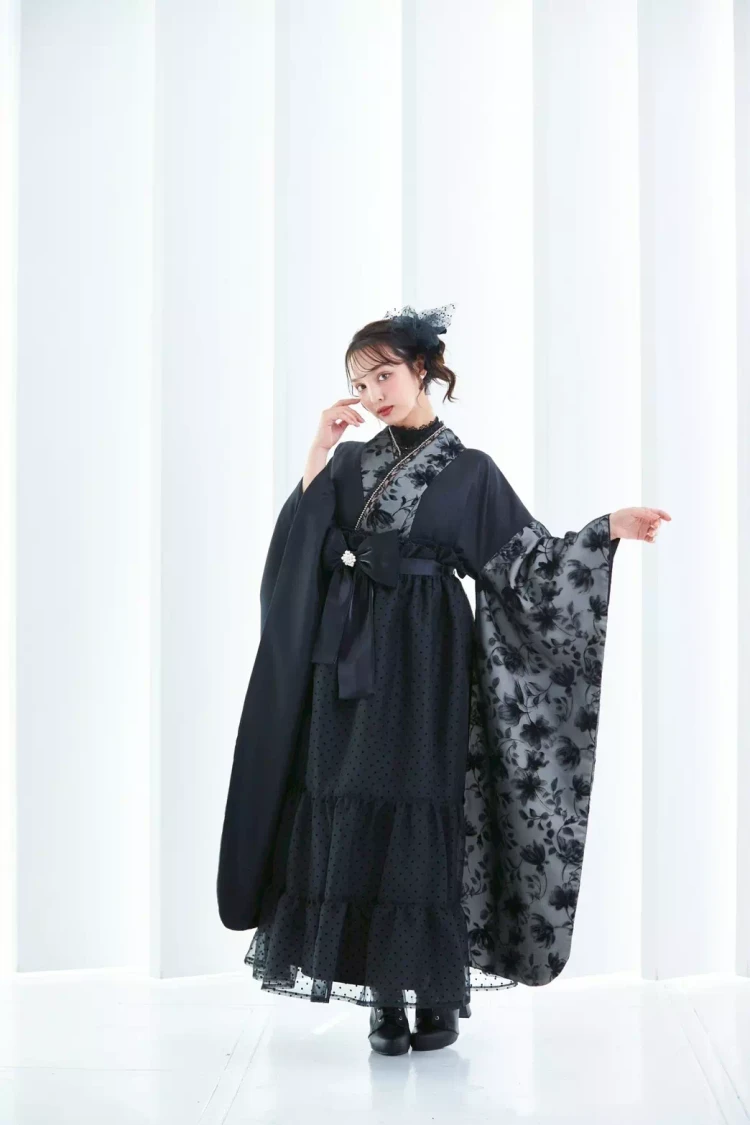 TAKAZEN　姫路　キュート＆ガーリー袴　水色　リボン付き　かわいい　オーガンジー　リボン付きドレス袴　レースインナーコーデ　香川るな　TAKAZEN姫路店　袴　レンタル　卒業式　LOOKBOOK