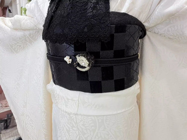 ビンテージ　ガーリー　振袖　成人式　リボン　TAKAZEN　姫路店