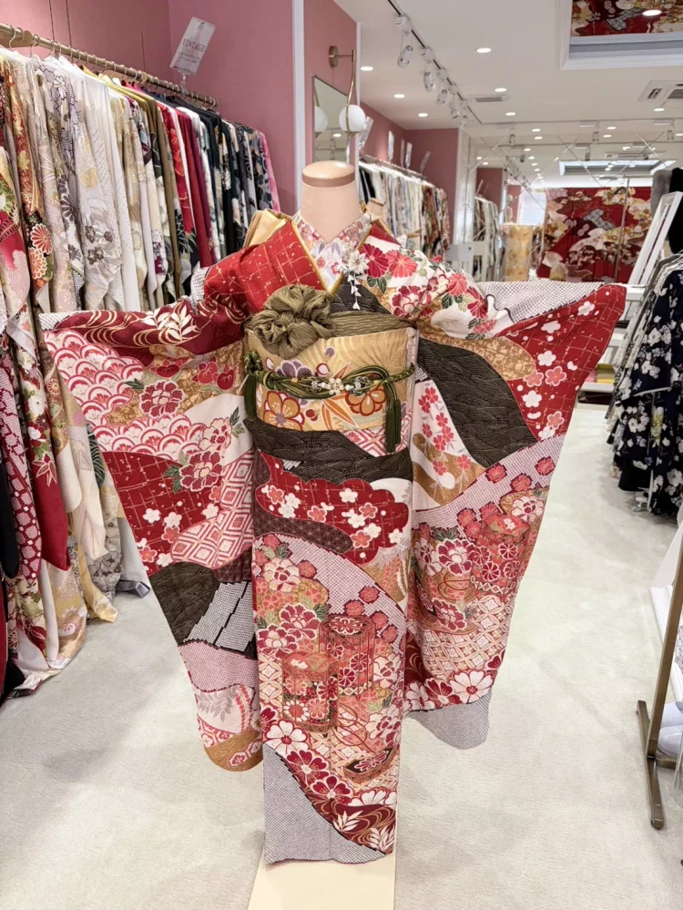 TAKAZEN姫路　振袖　成人式　古典 赤　カワイイ