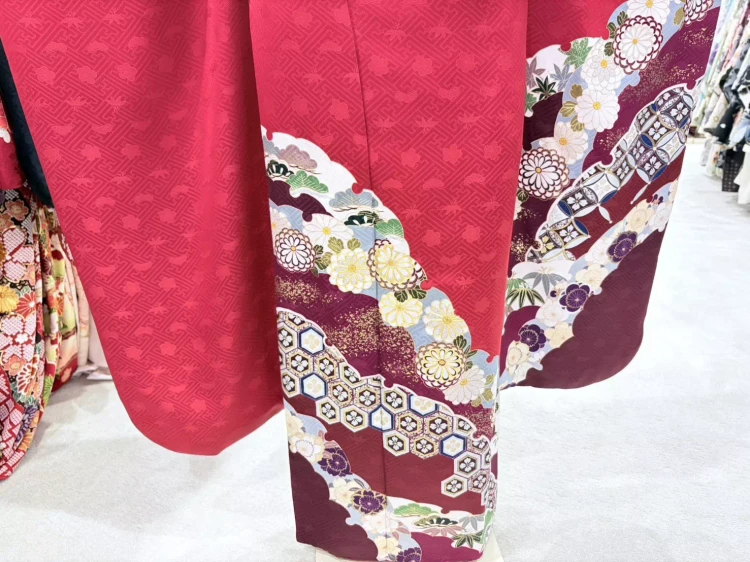TAKAZEN姫路店　姫路市　成人式　振袖　ヴィンデージ　赤　クリスマスカラー