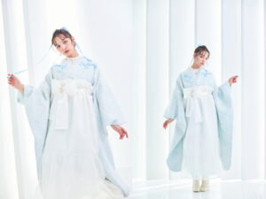 キュート＆ガーリー袴　水色　リボン付き　かわいい　オーガンジー　リボン付きドレス袴　レースインナーコーデ　香川るな　TAKAZEN奈良　袴　レンタル　卒業式　LOOKBOOK