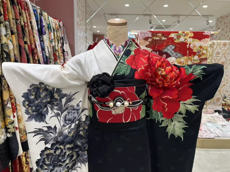 TAKAZEN姫路店　姫路市　成人式　卒業式　袴　振袖　イマドキ振袖　キラキラ　ヴィンデージ　お洒落振袖