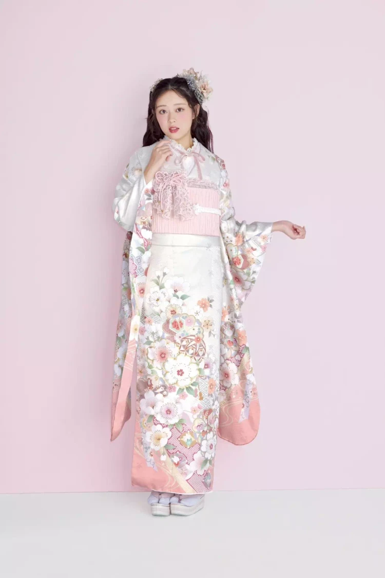 TAKAZEN姫路店　姫路市　成人式　卒業式　袴　振袖　イマドキ振袖　キラキラ　モード　青黒　ギャル