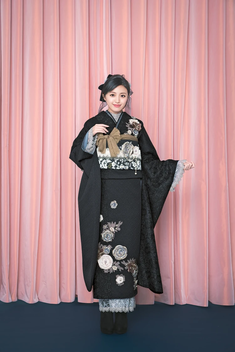 振袖　ミニョン　ブーツ　黒　立体花