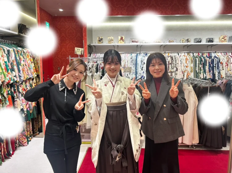 卒業式　くすみ　かわいい袴　オシャレ