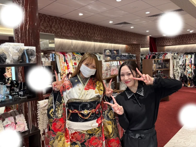 振袖レンタル　東京　表参道　かわいい　おしゃれ　モード　キラキラ　ローズ　派手め