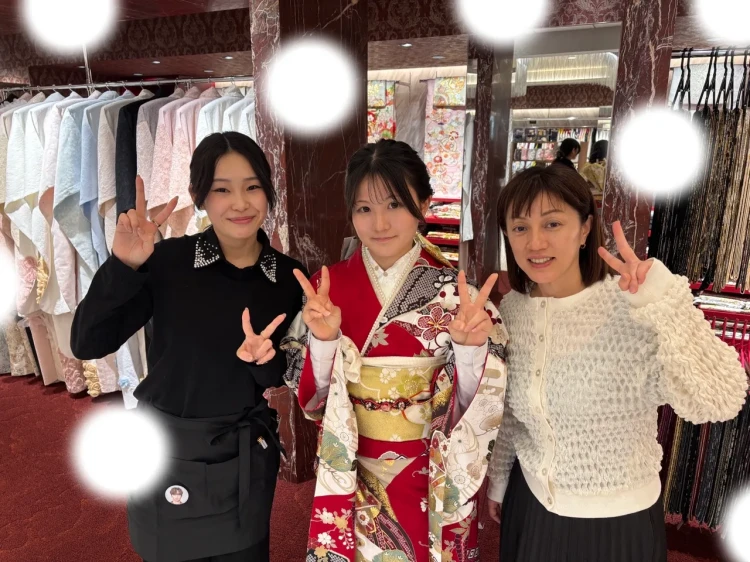 東京　表参道　成人式　振袖　振袖レンタル　古典　赤　大人っぽい　