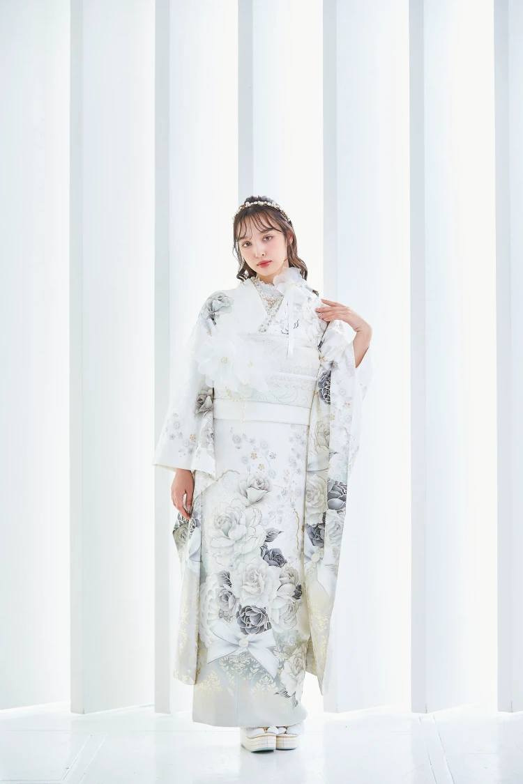 成人式振袖レンタル HEPBURN コスメカラー 白金 トレンド振袖