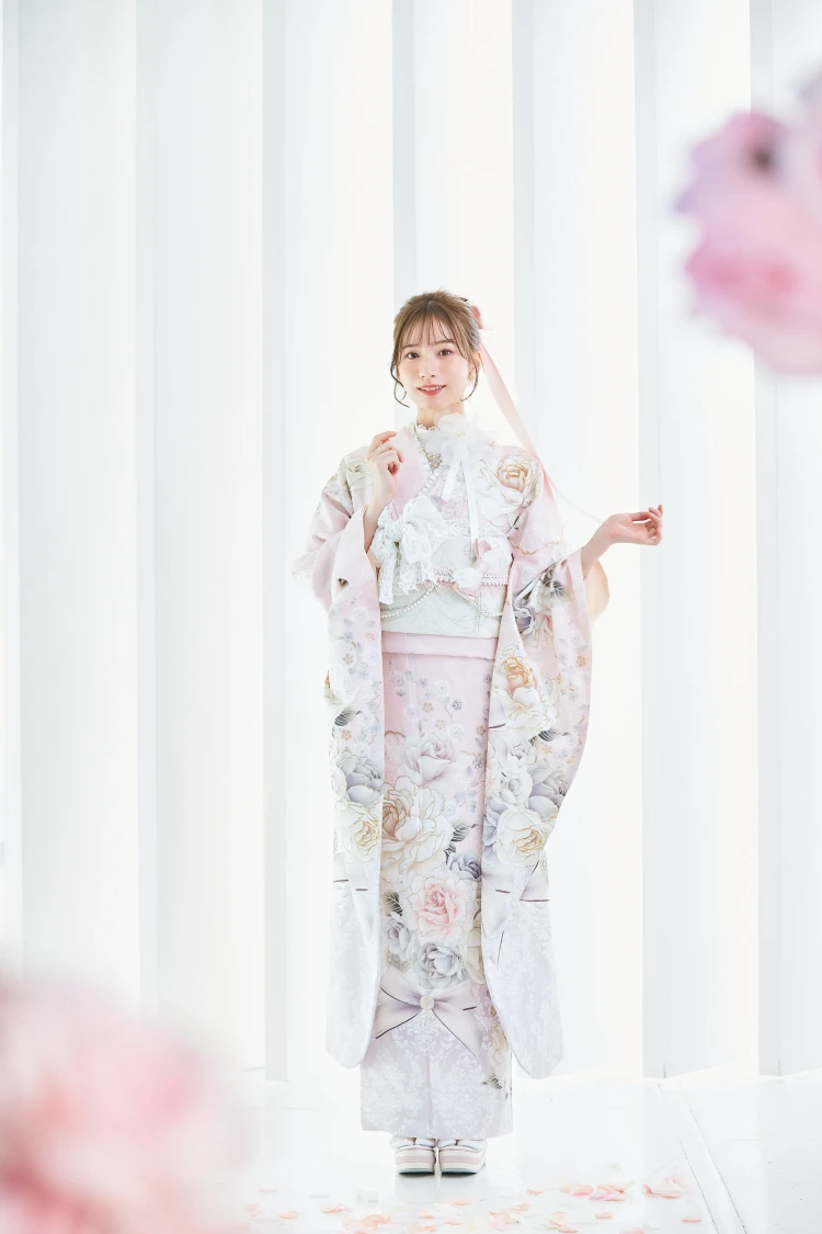 成人式振袖レンタル HEPBURN コスメカラー ピンク トレンド振袖