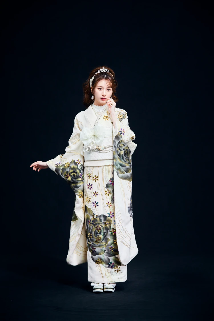 成人式振袖レンタルヘップバーン　キラキラビジュー付き振袖　高級