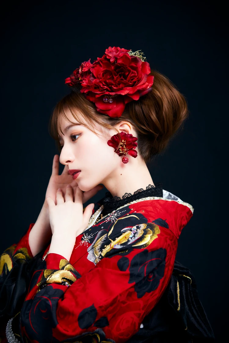 成人式振袖レンタルヘップバーン　キラキラビジュー付き振袖　赤