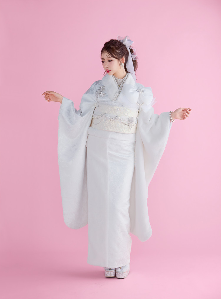 成人式　振袖　レンタル　おしゃれ　白　ふわふわ　かわいい　きらきら