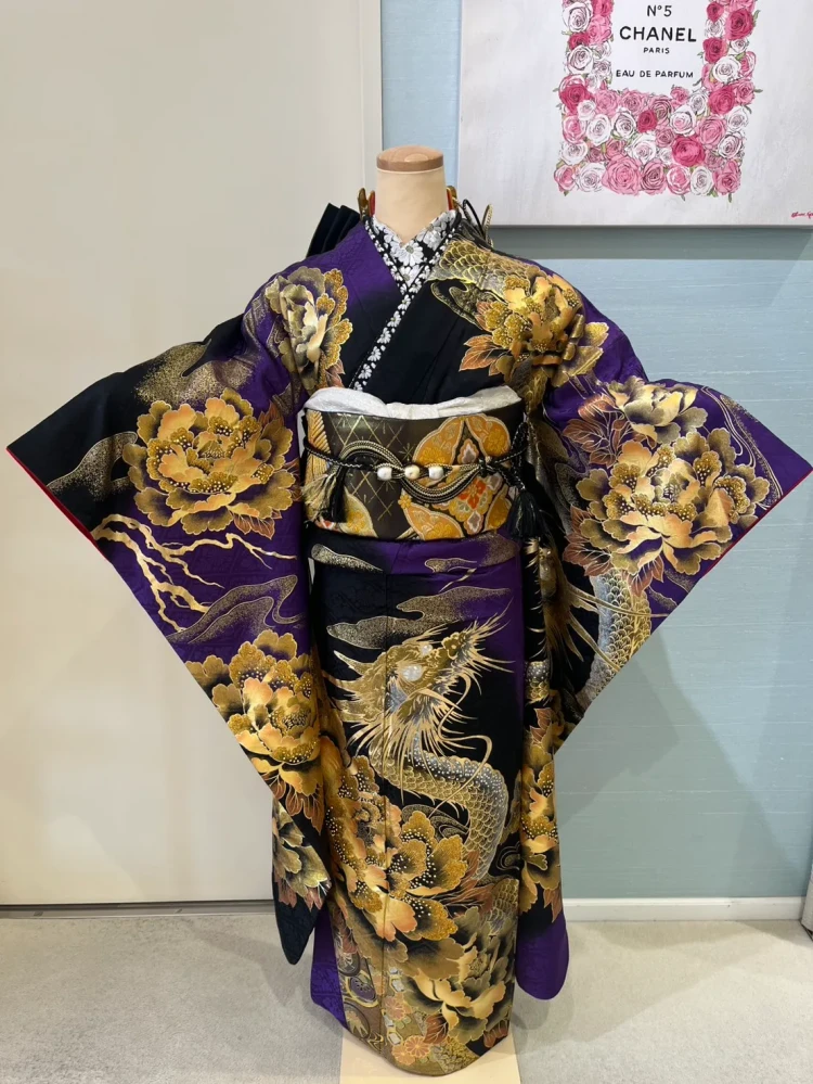 龍　振袖　キラキラ