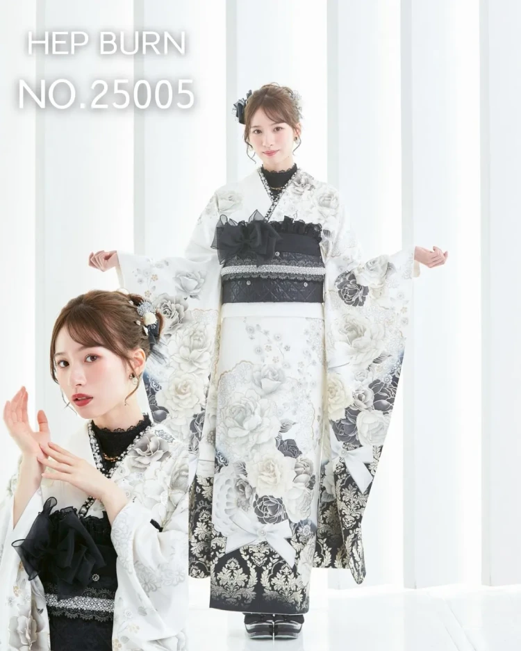 振袖レンタル　成人式　なんば　心斎橋　天王寺　大阪　人気タカゼン心斎橋店TAKAZENオリジナルキラキラ可愛い白金黒ヘップバーンシリーズコスメカラーくすみカラー淡い