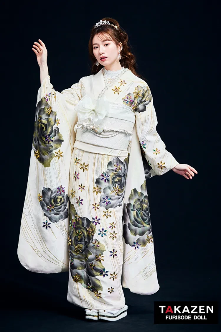 TAKAZENのレンタル振袖 プレミアムヘップバーン　白/オーロラ　ビジュー付き　高級　エレガント　洋風　ゴージャス　白宮みずほ【通販可】31009