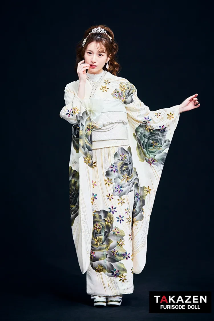 TAKAZENのレンタル振袖 プレミアムヘップバーン　白/オーロラ　ビジュー付き　高級　エレガント　洋風　ゴージャス　白宮みずほ【通販可】31009