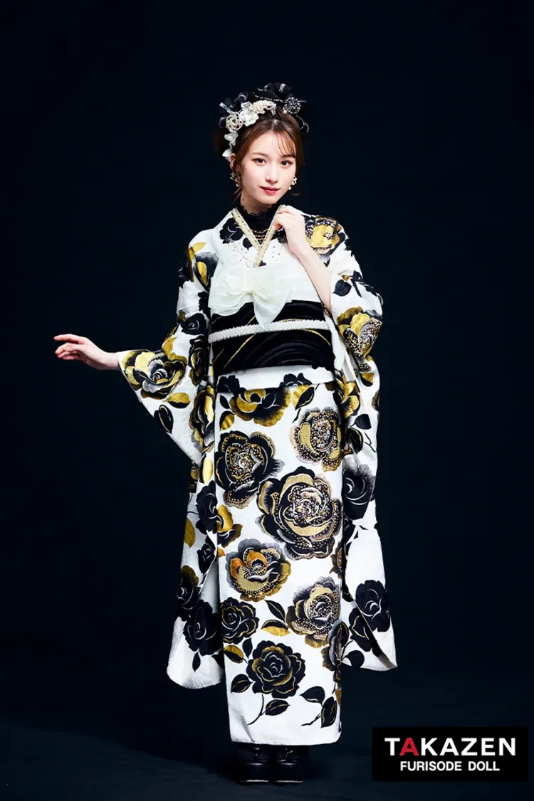 TAKAZENのレンタル振袖 プレミアムヘップバーンローズ　紫/金/ゴールド　キラキラビジュー付き　高級　派手　目立つ　ゴージャス　セレブ　白宮みずほ【通販可】32030