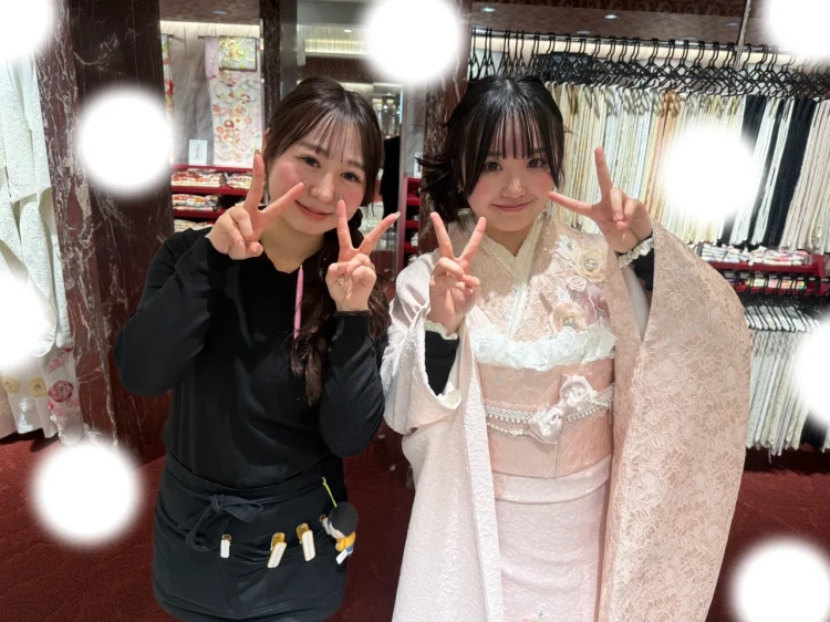 振袖レンタル　東京　表参道　ミニョン　立体花　かわいい　おしゃれ　個性派　　くすみ　イマドキ　被りたくない