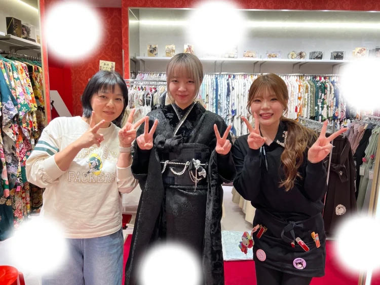 成人式　振袖　梅田　黒