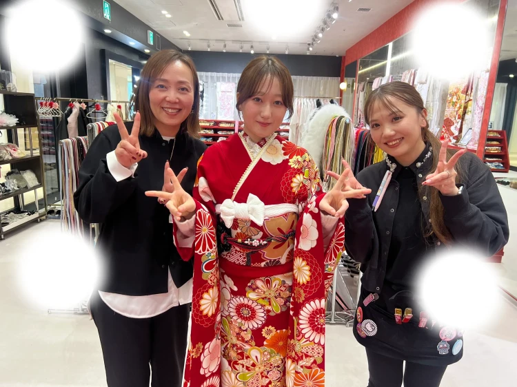 成人式　前撮り　梅田　古典柄　赤　振袖レンタル