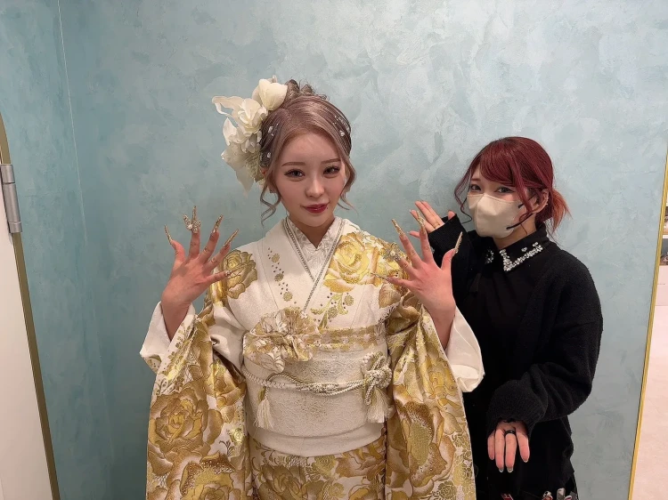 振袖レンタル　成人式　なんば　心斎橋　天王寺　大阪　人気タカゼンオリジナルTAKAZEN心斎橋店モード白金薔薇