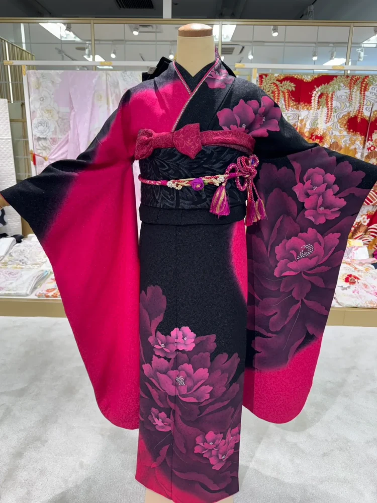振袖レンタル　成人式　なんば　心斎橋　天王寺　大阪　人気モード黒ピンク