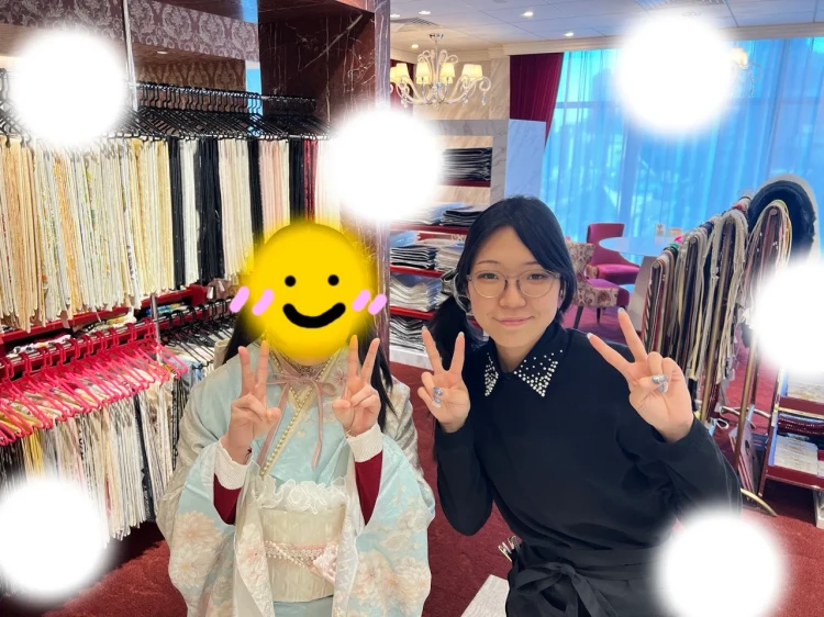 振袖レンタル　東京　表参道　かわいい　おしゃれ　個性派　かわいい　水色　くすみ　イマドキ　被りたくない