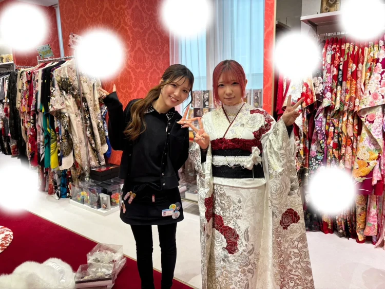 成人式　前撮り　梅田　ローズ　白　赤　キラキラ