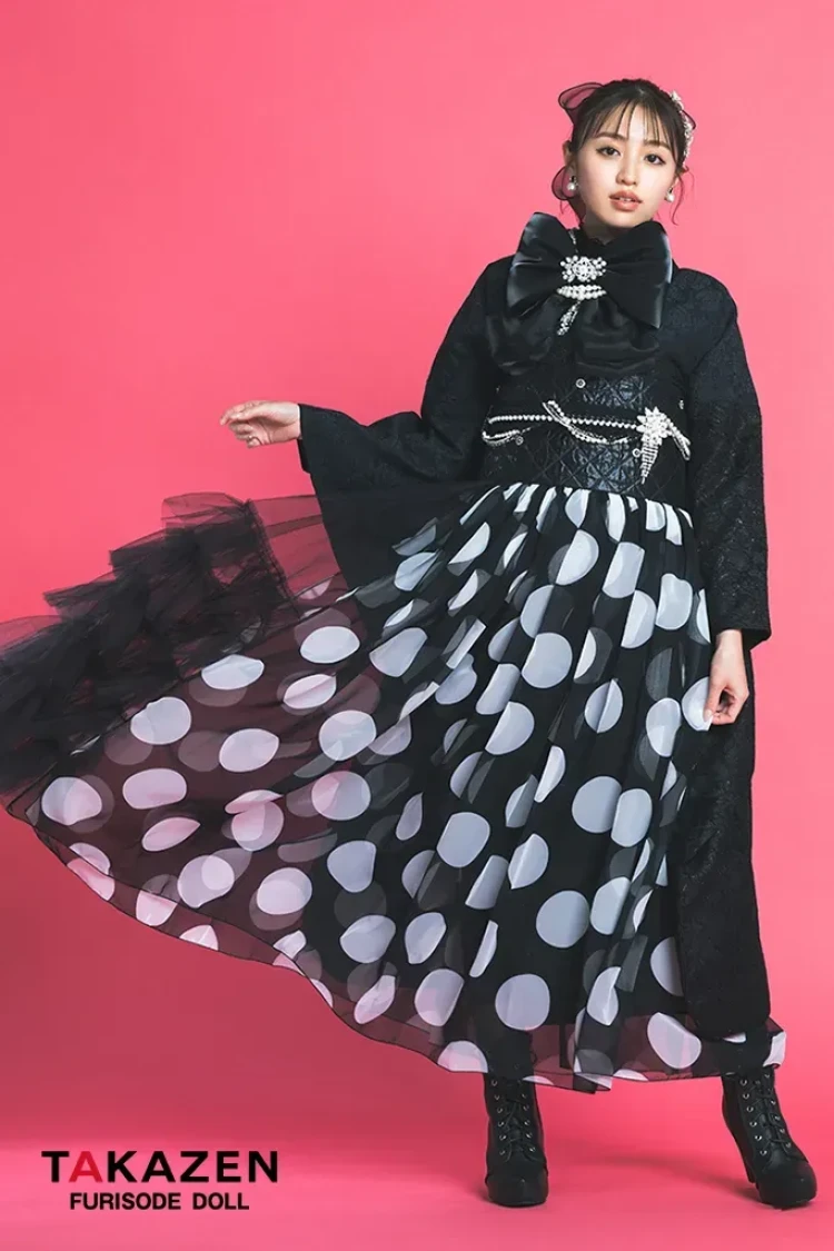 振袖レンタル 東京 表参道 ドレス振袖 BLACKLABELかわいい おしゃれ 個性派 かわいい 被りたくない