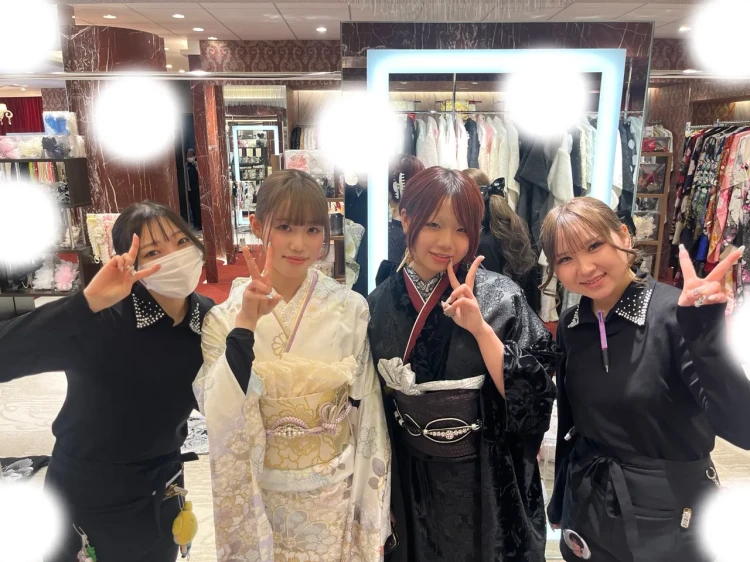 振袖レンタル 東京 表参道 かわいい おしゃれ 個性派 かわいい かっこいい くすみ イマドキ ミントグリーン 被りたくない