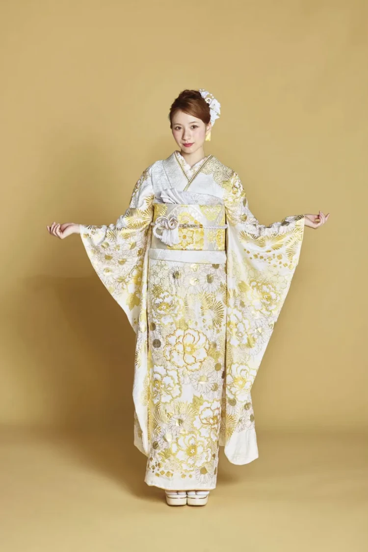 振袖レンタル　東京　表参道　かわいい　滝泰　おしゃれ　個性派　かわいい　かっこいい　くすみ　イマドキ　被りたくない