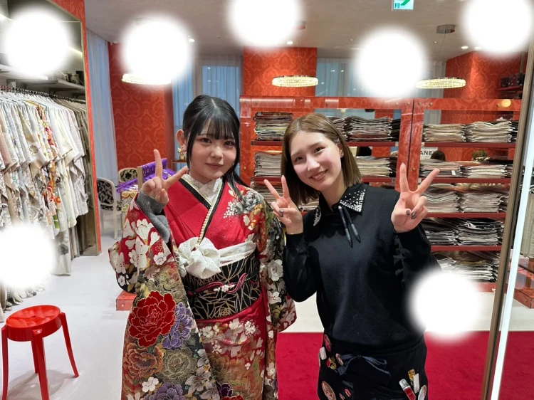 成人式　前撮り　梅田　赤　かっこいい　キラキラ振袖