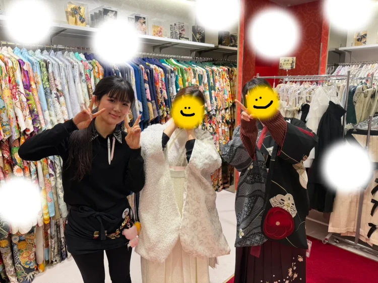 【TAKAZEN大阪梅田本店】♡20日　大阪梅田で友達同士の袴姫ちゃん♡