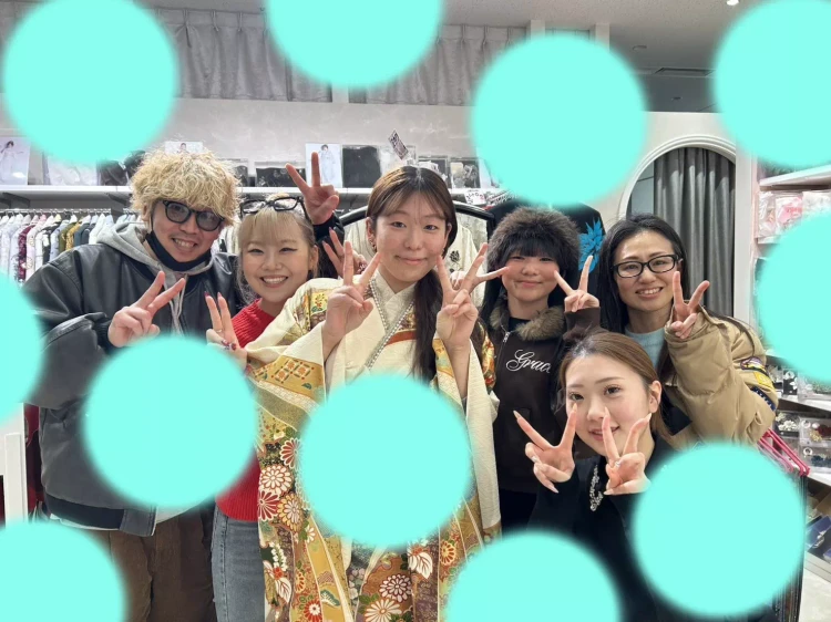 TAKAZEN神戸旧居留地店　振袖レンタル　古典　イマドキ　カワイイ　大人っぽい振袖　たばねのし柄