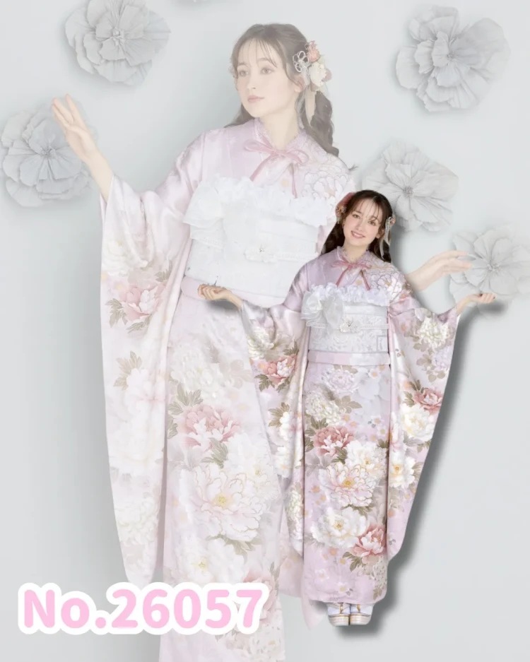 振袖レンタル　くすみカラーガーリー　薄ピンク/淡い色　牡丹柄　かわいい　トレンド　リボンコーデ　フェミニン　周防ジゼル【通販可】26057