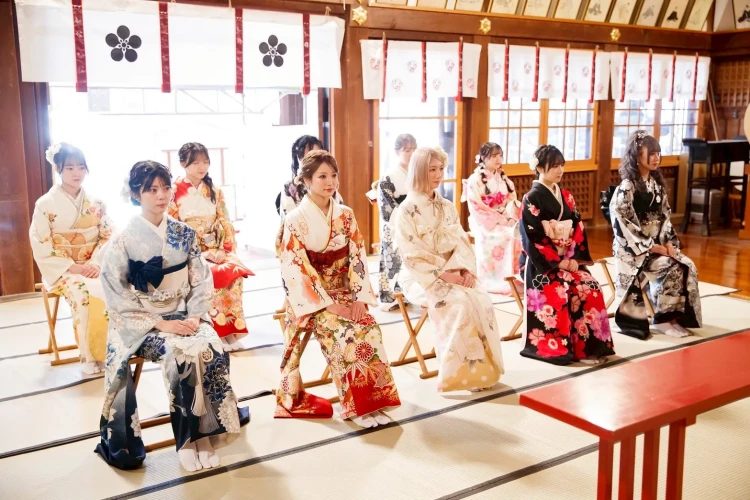 NMB48成人式振袖　タカゼン　