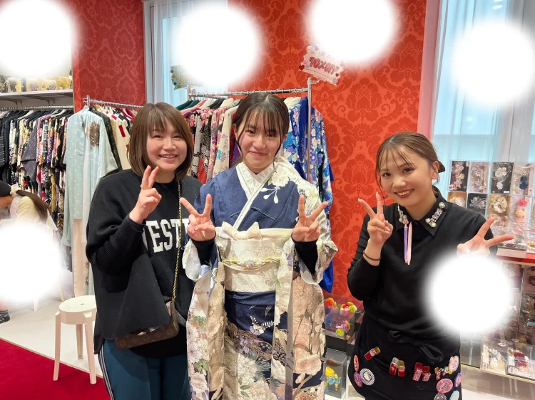 【TAKAZEN大阪梅田本店】♡17日　大阪梅田で正統派古典の青色お振袖姫ちゃん♡
