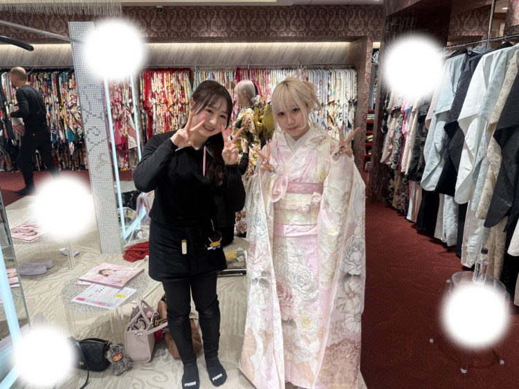 振袖レンタル　東京　表参道　かわいい　おしゃれ　個性派　かわいい　かっこいい　くすみ　イマドキ　被りたくない