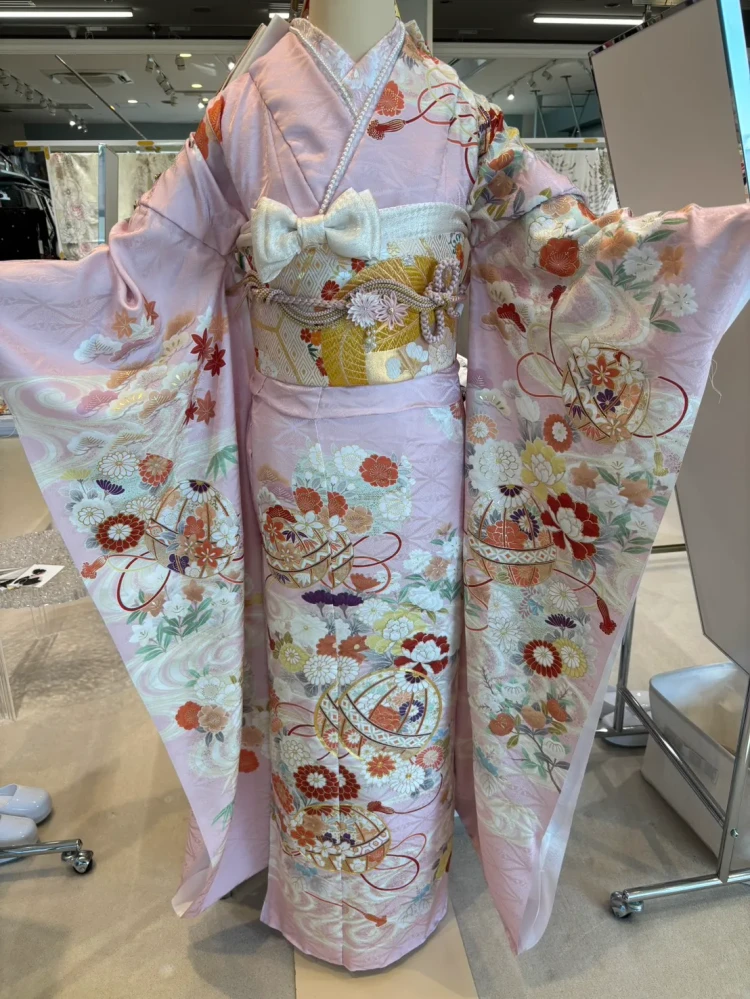 成人式　振袖レンタル　古典　鞠柄　ピンク　王道